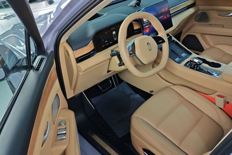 Used Hima AITO M5 2024 Extended-Range Max RS Four-Wheel Drive Advanced Intelligent Driving Version Driver Seat