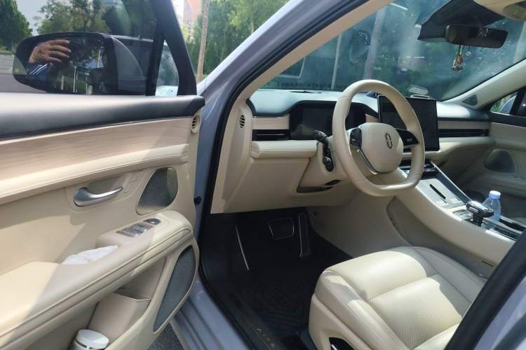 Used Hima AITO M5 2024 Extended-Range Max RS Four-Wheel Drive Advanced Intelligent Driving Version Driver Seat