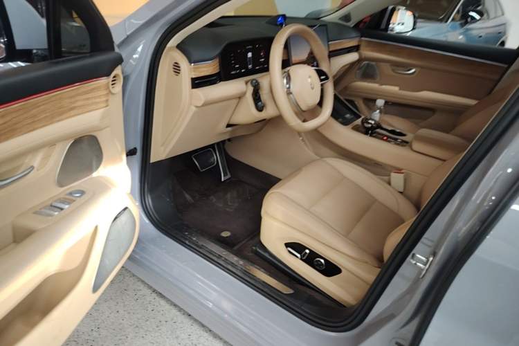 Used Hima AITO M5 2024 Extended-Range Max RS Four-Wheel Drive Advanced Intelligent Driving Version Driver Seat