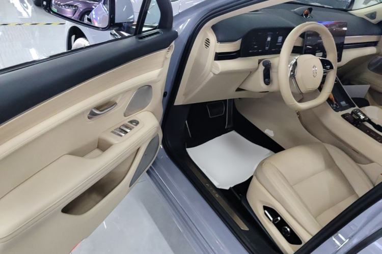 Used Hima AITO M5 2024 Extended-Range Max RS Four-Wheel Drive Advanced Intelligent Driving Version Driver Seat