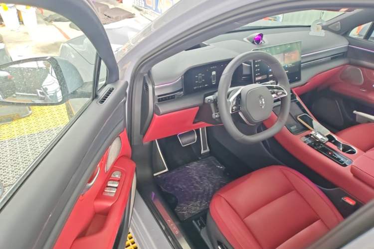 Used Hima AITO M5 2024 Extended-Range Max RS Four-Wheel Drive Advanced Intelligent Driving Version Driver Seat