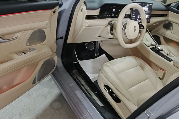 Used Hima AITO M5 2024 Extended-Range Max RS Four-Wheel Drive Advanced Intelligent Driving Version Driver Seat