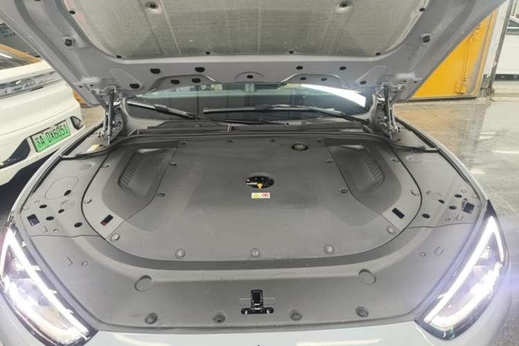 Used Hima AITO M5 2024 Extended-Range Max RS Four-Wheel Drive Advanced Intelligent Driving Version Engine Bay