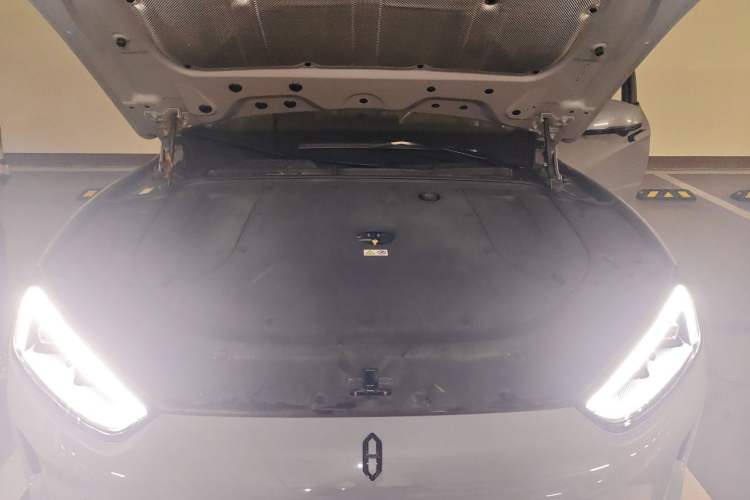 Used Hima AITO M5 2024 Extended-Range Max RS Four-Wheel Drive Advanced Intelligent Driving Version Engine Bay