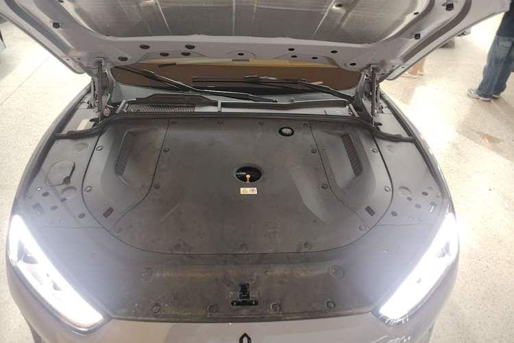 Used Hima AITO M5 2024 Extended-Range Max RS Four-Wheel Drive Advanced Intelligent Driving Version Engine Bay