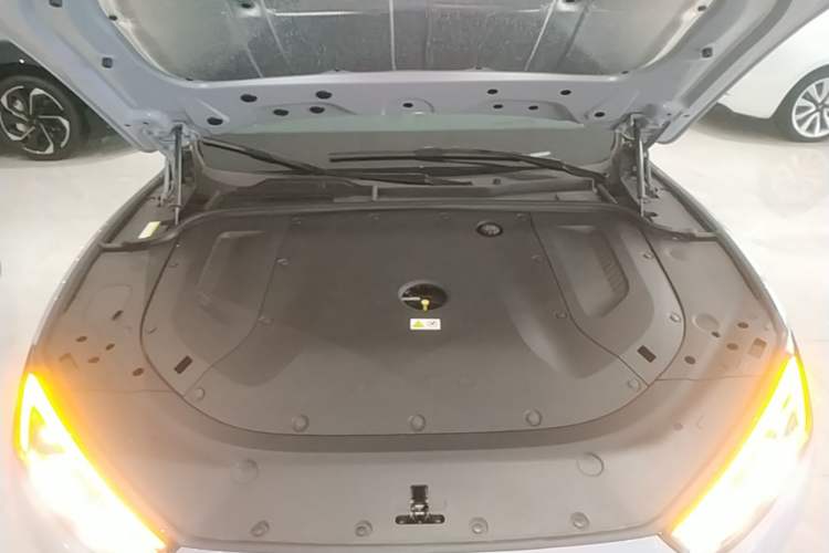 Used Hima AITO M5 2024 Extended-Range Max RS Four-Wheel Drive Advanced Intelligent Driving Version Engine Bay