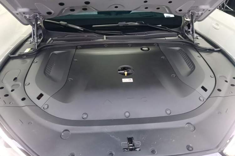 Used Hima AITO M5 2024 Extended-Range Max RS Four-Wheel Drive Advanced Intelligent Driving Version Engine Bay