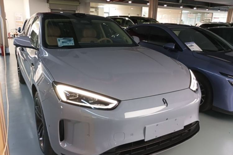 Used Hima AITO M5 2024 Extended-Range Max RS Four-Wheel Drive Advanced Intelligent Driving Version Exterior 1