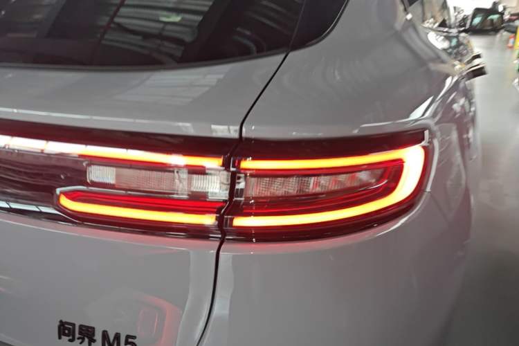Used Hima AITO M5 2024 Extended-Range Max RS Four-Wheel Drive Advanced Intelligent Driving Version Exterior 3