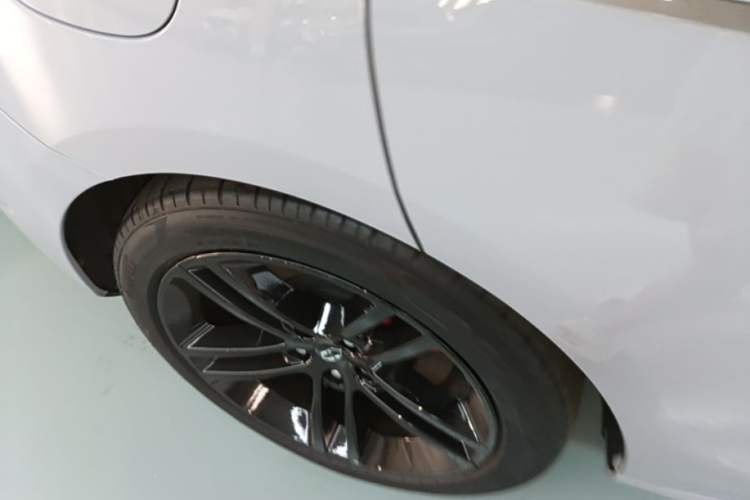 Used Hima AITO M5 2024 Extended-Range Max RS Four-Wheel Drive Advanced Intelligent Driving Version Exterior 5