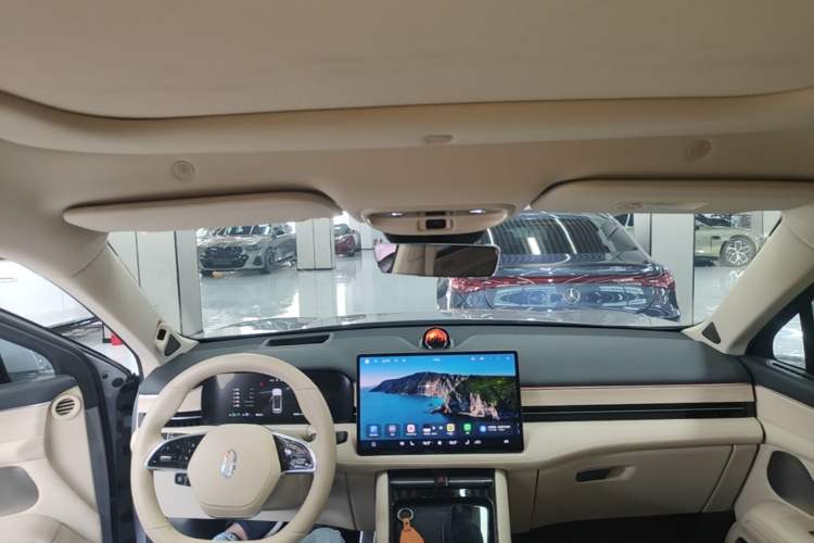 Used Hima AITO M5 2024 Extended-Range Max RS Four-Wheel Drive Advanced Intelligent Driving Version Headliner