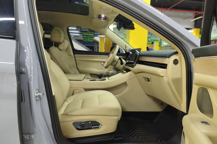 Used Hima AITO M5 2024 Extended-Range Max RS Four-Wheel Drive Advanced Intelligent Driving Version Interior 3