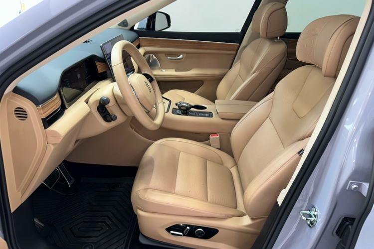 Used Hima AITO M5 2024 Extended-Range Max RS Four-Wheel Drive Advanced Intelligent Driving Version Interior 5