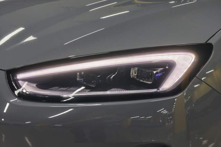Used Hima AITO M5 2024 Extended-Range Max RS Four-Wheel Drive Advanced Intelligent Driving Version Left Front Headlight