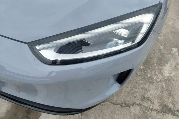 Used Hima AITO M5 2024 Extended-Range Max Rear-Wheel Drive Advanced Intelligent Driving Version Left Front Headlight