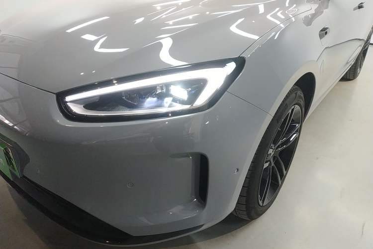 Used Hima AITO M5 2024 Extended-Range Max RS Four-Wheel Drive Advanced Intelligent Driving Version Left Front Headlight