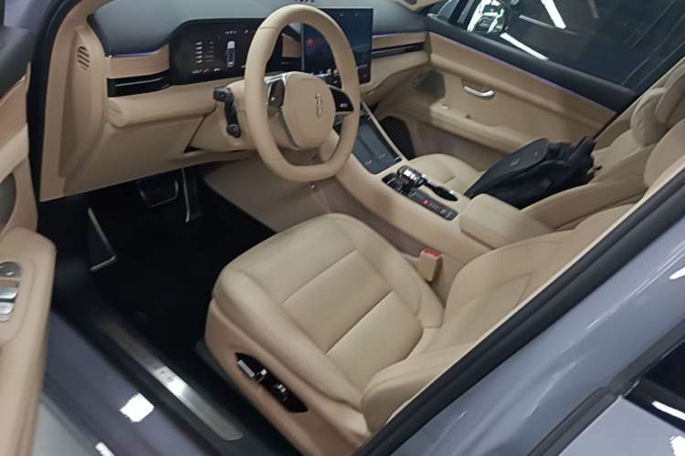 Used Hima AITO M5 2024 Extended-Range Max RS Four-Wheel Drive Advanced Intelligent Driving Version Left Front Seat