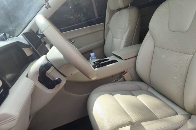 Used Hima AITO M5 2024 Extended-Range Max RS Four-Wheel Drive Advanced Intelligent Driving Version Left Front Seat