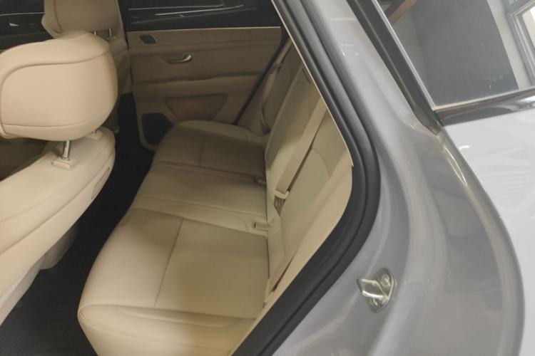 Used Hima AITO M5 2024 Extended-Range Max RS Four-Wheel Drive Advanced Intelligent Driving Version Left Rear Seat