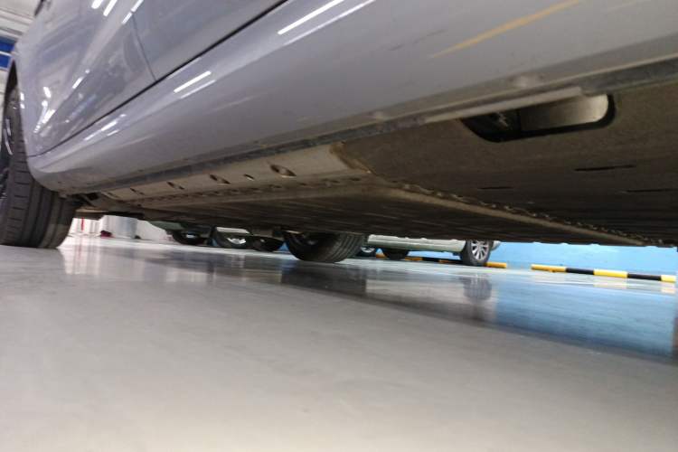 Used Hima AITO M5 2024 Extended-Range Max RS Four-Wheel Drive Advanced Intelligent Driving Version Left Side Sill