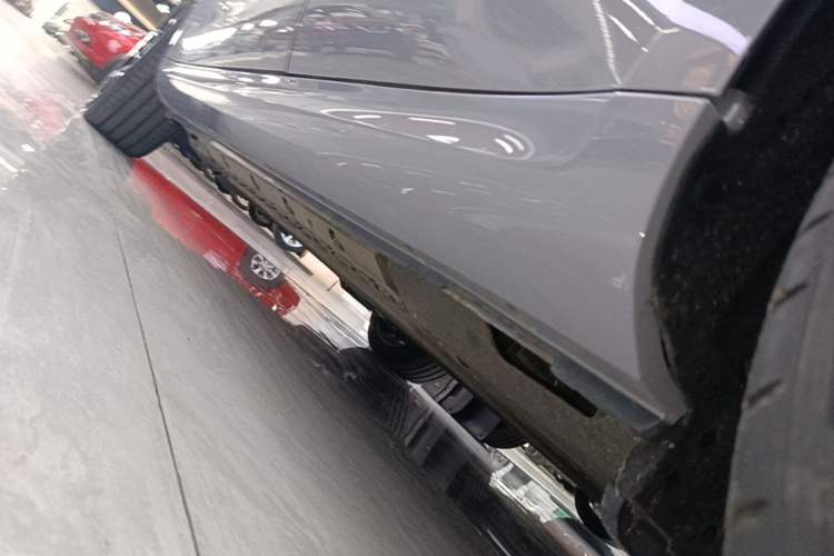 Used Hima AITO M5 2024 Extended-Range Max RS Four-Wheel Drive Advanced Intelligent Driving Version Left Side Sill