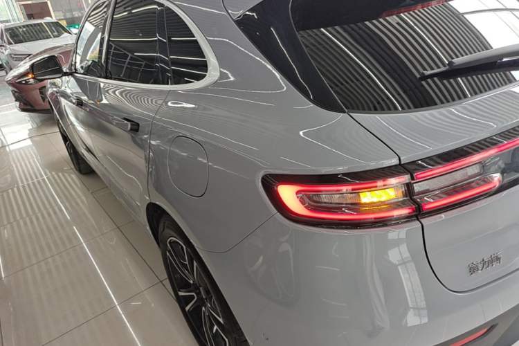 Used Hima AITO M5 2024 Extended-Range Max Rear-Wheel Drive Advanced Intelligent Driving Version Rear Left 45 Deg