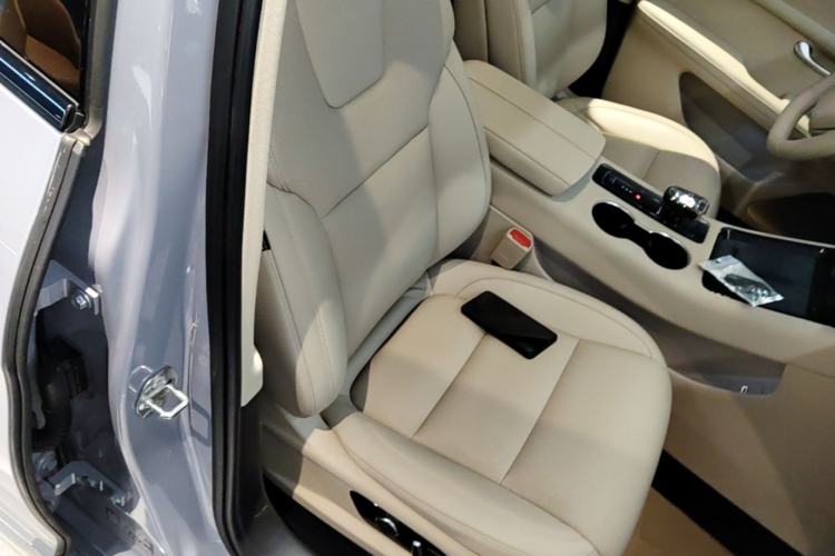 Used Hima AITO M5 2024 Extended-Range Max RS Four-Wheel Drive Advanced Intelligent Driving Version Right Front Seat