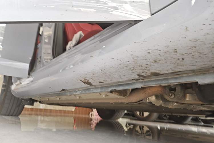 Used Hima AITO M5 2024 Extended-Range Max RS Four-Wheel Drive Advanced Intelligent Driving Version Right Side Sill