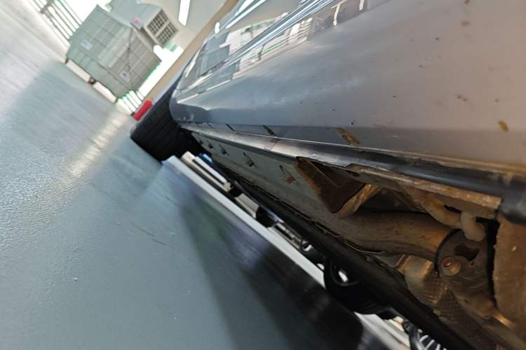 Used Hima AITO M5 2024 Extended-Range Max RS Four-Wheel Drive Advanced Intelligent Driving Version Right Side Sill