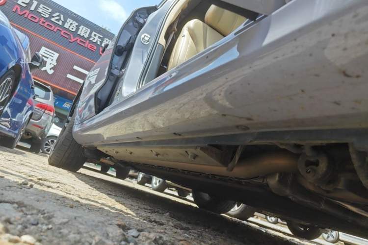Used Hima AITO M5 2024 Extended-Range Max RS Four-Wheel Drive Advanced Intelligent Driving Version Right Side Sill