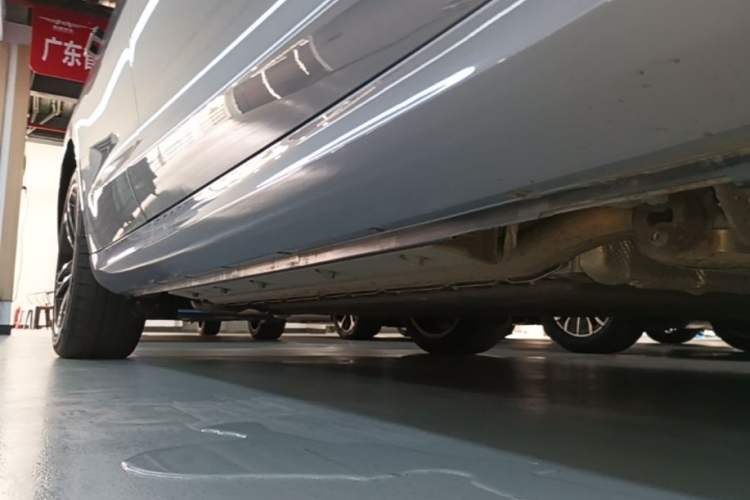 Used Hima AITO M5 2024 Extended-Range Max RS Four-Wheel Drive Advanced Intelligent Driving Version Right Side Sill