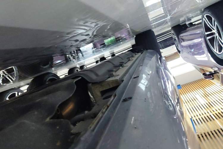 Used Hima AITO M5 2024 Extended-Range Max RS Four-Wheel Drive Advanced Intelligent Driving Version Right Side Sill