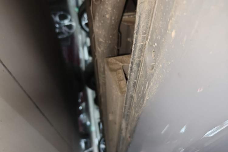 Used Hima AITO M5 2024 Extended-Range Max Rear-Wheel Drive Advanced Intelligent Driving Version Right Side Sill