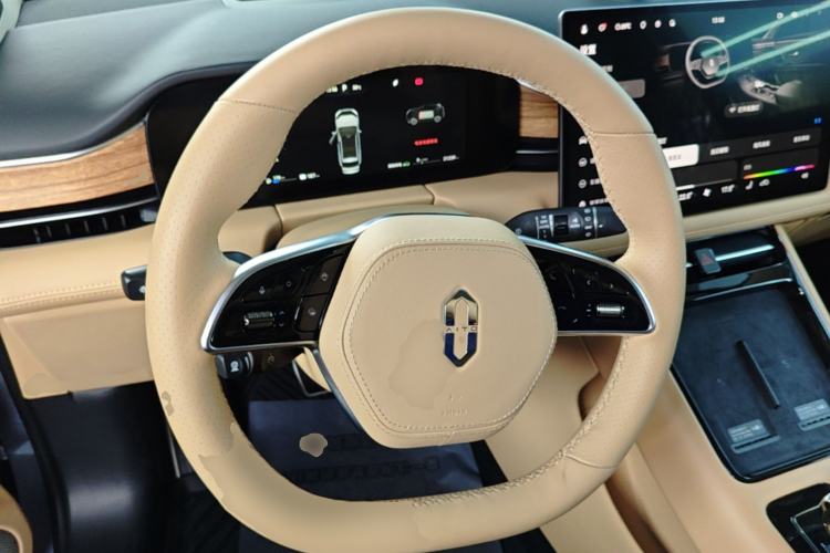 Used Hima AITO M5 2024 Extended-Range Max RS Four-Wheel Drive Advanced Intelligent Driving Version Steering Wheel