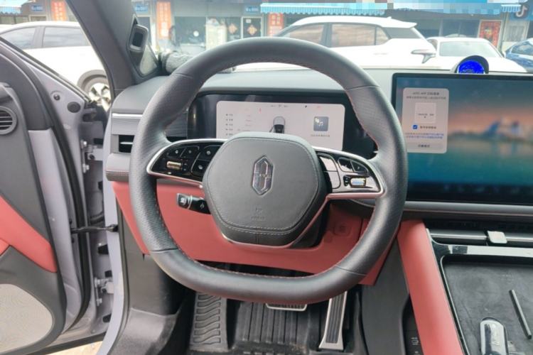 Used Hima AITO M5 2024 Extended-Range Max Rear-Wheel Drive Advanced Intelligent Driving Version Steering Wheel