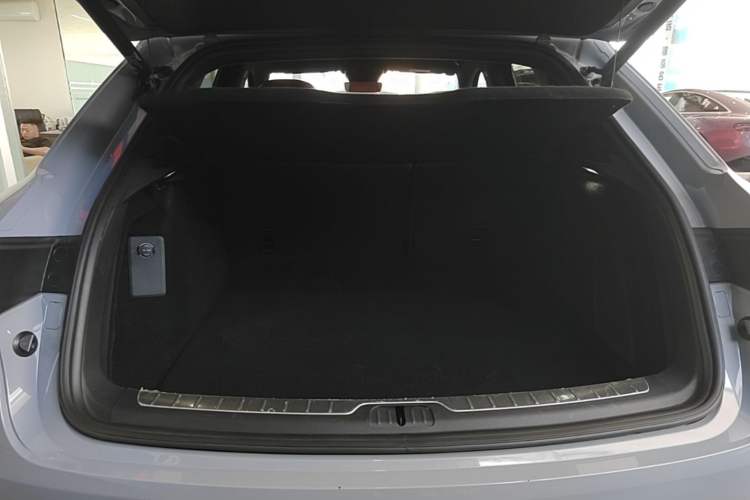 Used Hima AITO M5 2024 Extended-Range Max RS Four-Wheel Drive Advanced Intelligent Driving Version Trunk