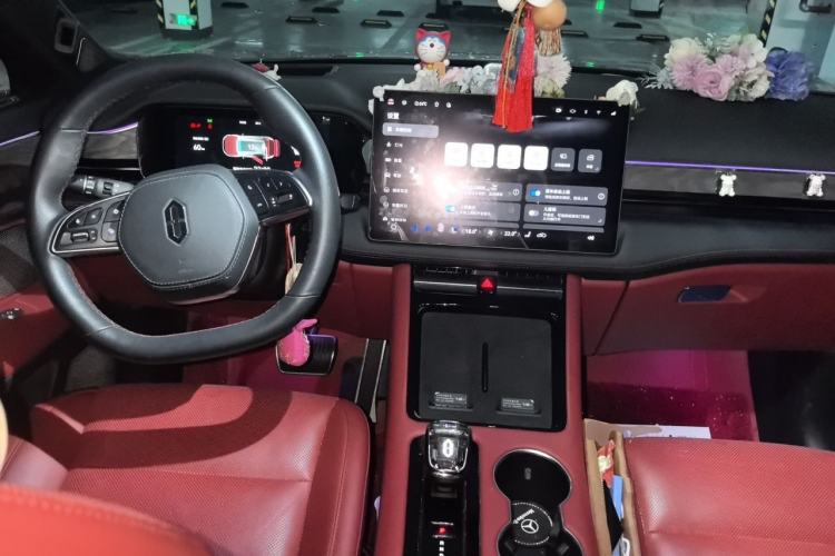 Used Hima AITO M5 2024 All-Electric Max Rear-Drive Advanced Intelligent Driving Version Center Console