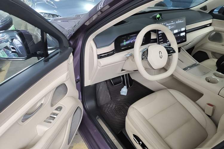 Used Hima AITO M5 2024 Extended-Range Max RS Four-Wheel Drive Advanced Intelligent Driving Version Driver Seat