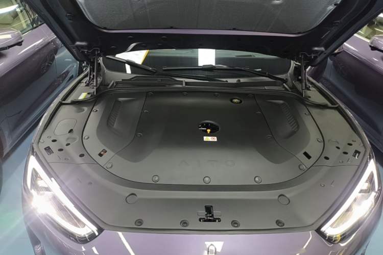 Used Hima AITO M5 2024 Extended-Range Max RS Four-Wheel Drive Advanced Intelligent Driving Version Engine Bay