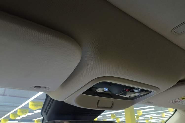 Used Hima AITO M5 2024 Extended-Range Max RS Four-Wheel Drive Advanced Intelligent Driving Version Headliner