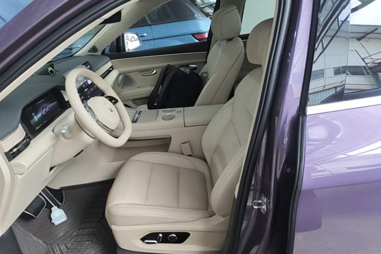 Used Hima AITO M5 2024 Extended-Range Max RS Four-Wheel Drive Advanced Intelligent Driving Version Left Front Seat
