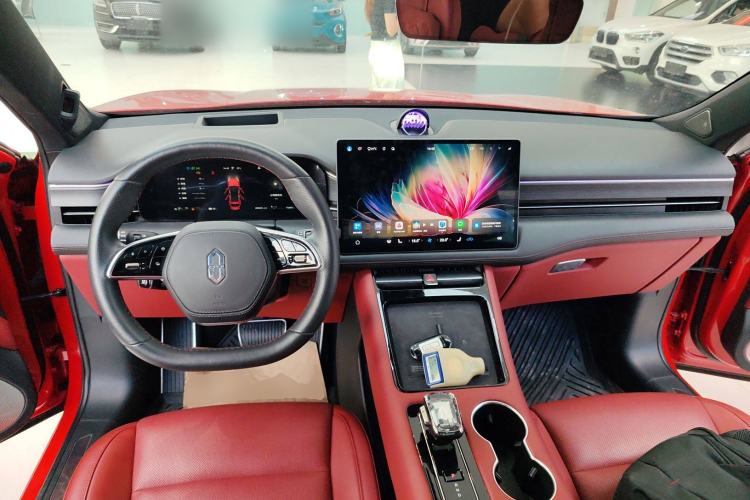 Used Hima AITO M5 2024 Extended-Range Max RS Four-Wheel Drive Advanced Intelligent Driving Version Center Console