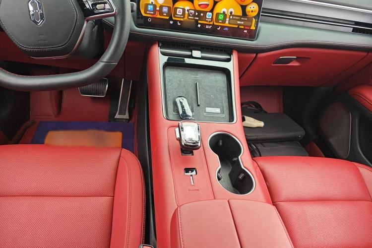 Used Hima AITO M5 2024 Extended-Range Max RS Four-Wheel Drive Advanced Intelligent Driving Version Gear Lever