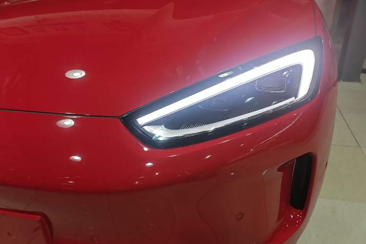 Used Hima AITO M5 2024 Extended-Range Max RS Four-Wheel Drive Advanced Intelligent Driving Version Left Front Headlight