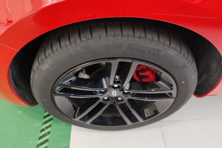 Used Hima AITO M5 2024 Extended-Range Max RS Four-Wheel Drive Advanced Intelligent Driving Version Left Front Wheel Hub