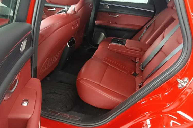 Used Hima AITO M5 2024 Extended-Range Max RS Four-Wheel Drive Advanced Intelligent Driving Version Left Rear Seat