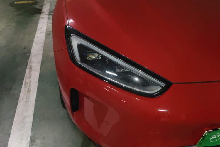 Used Hima AITO M5 2024 All-Electric Max Rear-Drive Advanced Intelligent Driving Version Right Front Headlight