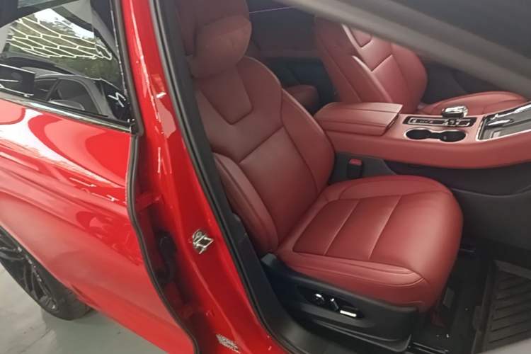 Used Hima AITO M5 2024 Extended-Range Max RS Four-Wheel Drive Advanced Intelligent Driving Version Right Front Seat