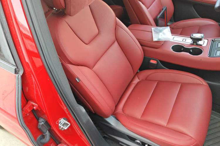 Used Hima AITO M5 2024 Extended-Range Max RS Four-Wheel Drive Advanced Intelligent Driving Version Right Front Seat