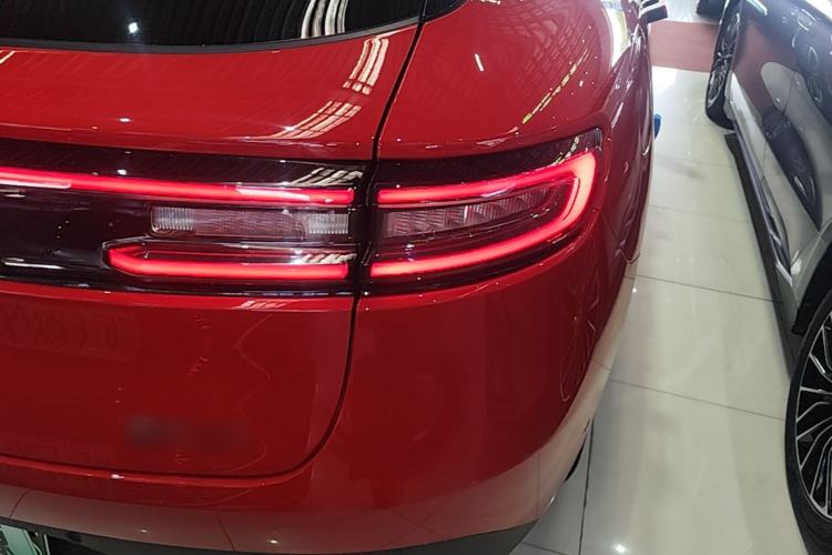 Used Hima AITO M5 2024 Extended-Range Max Rear-Wheel Drive Advanced Intelligent Driving Version Right Rear Taillight